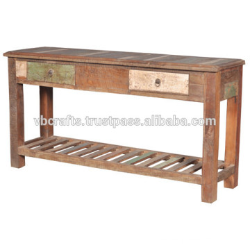 Mesa de madera reciclada